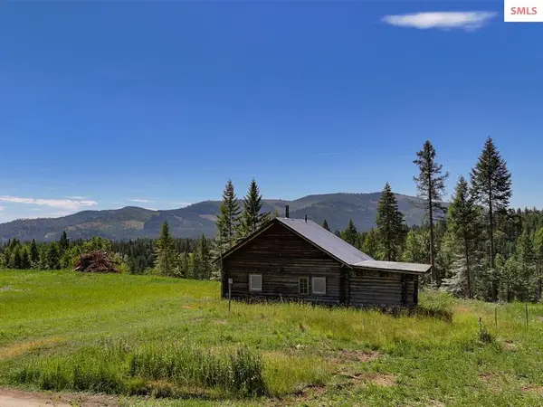 560 Terry Trail, Priest River, ID 83856