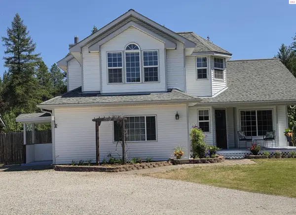 1599 Samuels Rd, Sandpoint, ID 83864