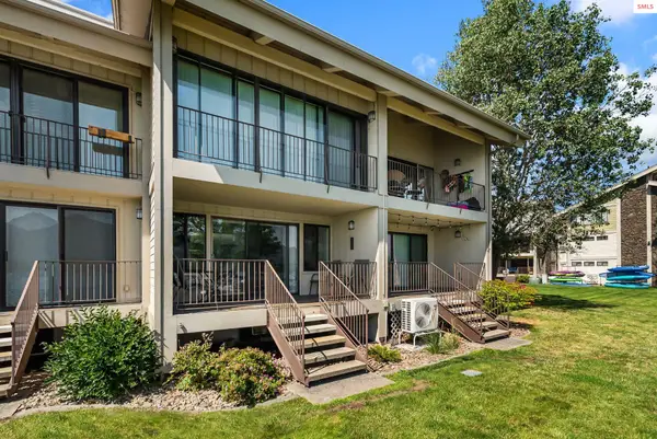 301 Iberian Way Unit 105, Sandpoint, ID 83864