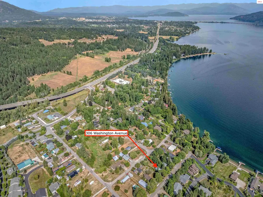 306 Washington Street, Dover, ID 83825 - #3
