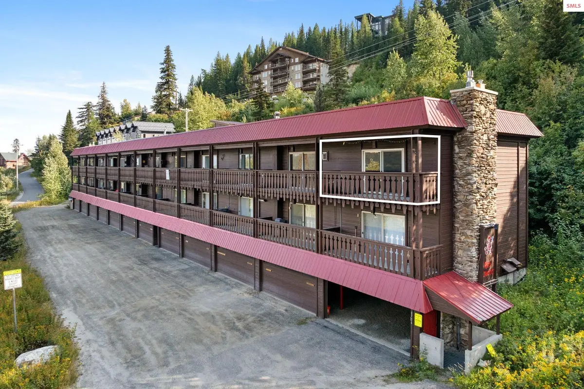 8754 Schweitzer Mtn Rd, Sandpoint, ID 83864 - #1