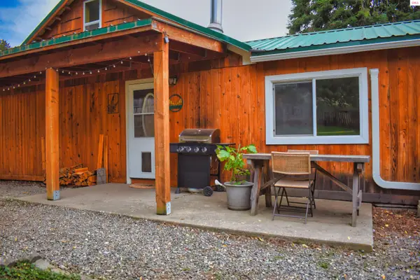 6733 Chippewa, Bonners Ferry, ID 83805