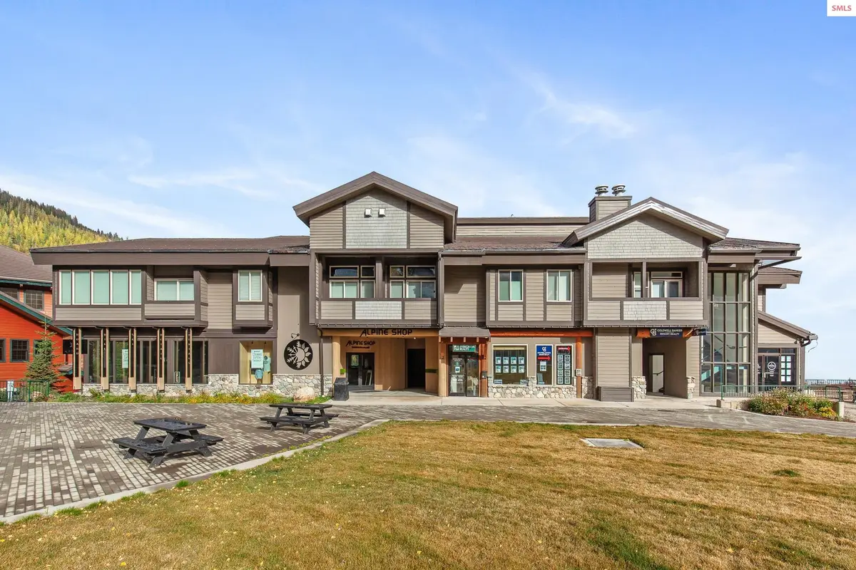 166 Village Ln, Sandpoint, ID 83864 - #1