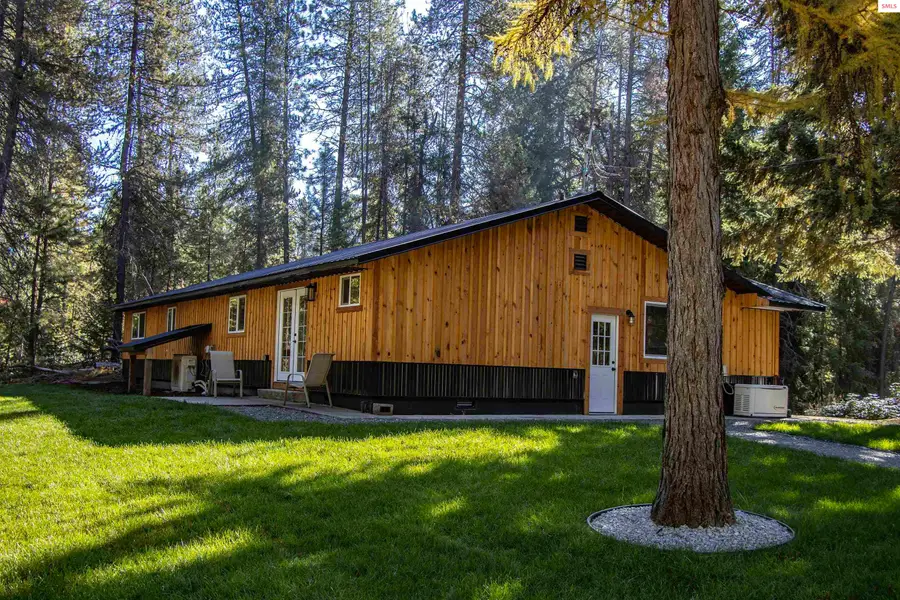 253 Hopkins Rd, Sandpoint, ID 83864 - #3