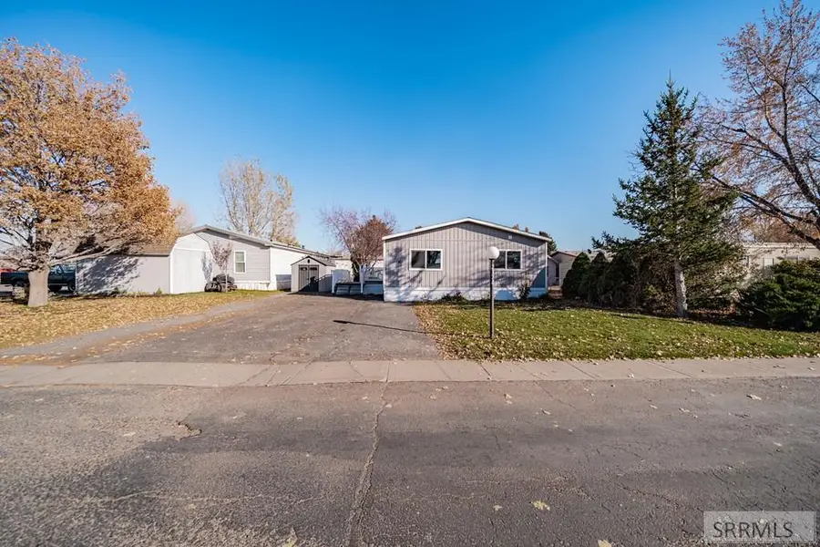 2374 Pinewood Drive, Idaho Falls, ID 83401 - Image #3