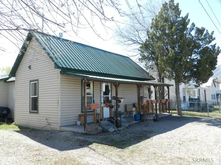 109 Lena Street, Salmon, ID 83467 - Image #2