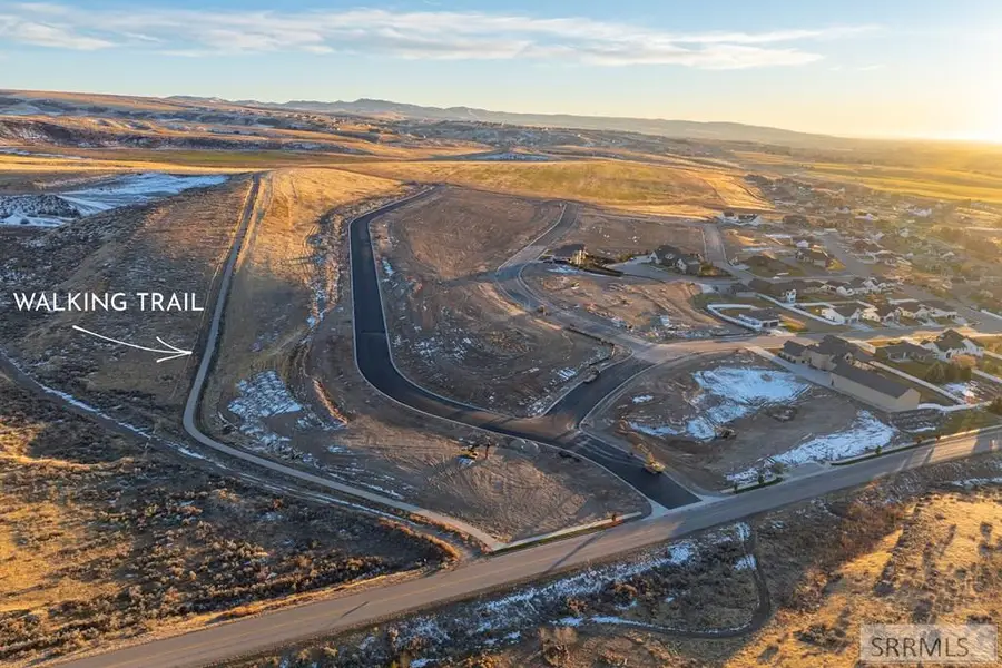 6542 Hillsdale Lane, Ammon, ID 83406 - Image #3