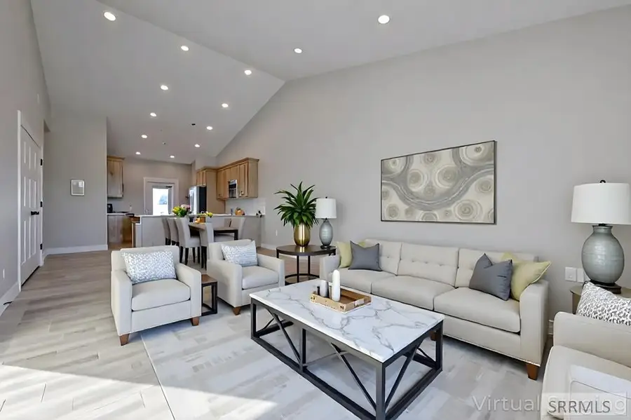 275 Birdie Thompson Drive, Idaho Falls, ID 83401 - Image #2