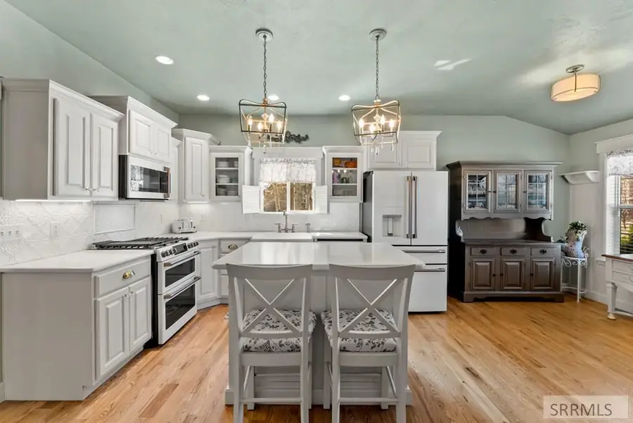 3931 Nottingham Lane, Idaho Falls, ID 83402 - Image #2