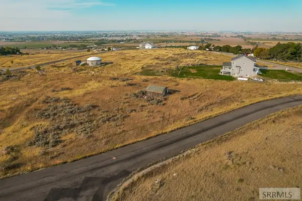 5861 Zoram Place, IDAHO FALLS, ID 83401