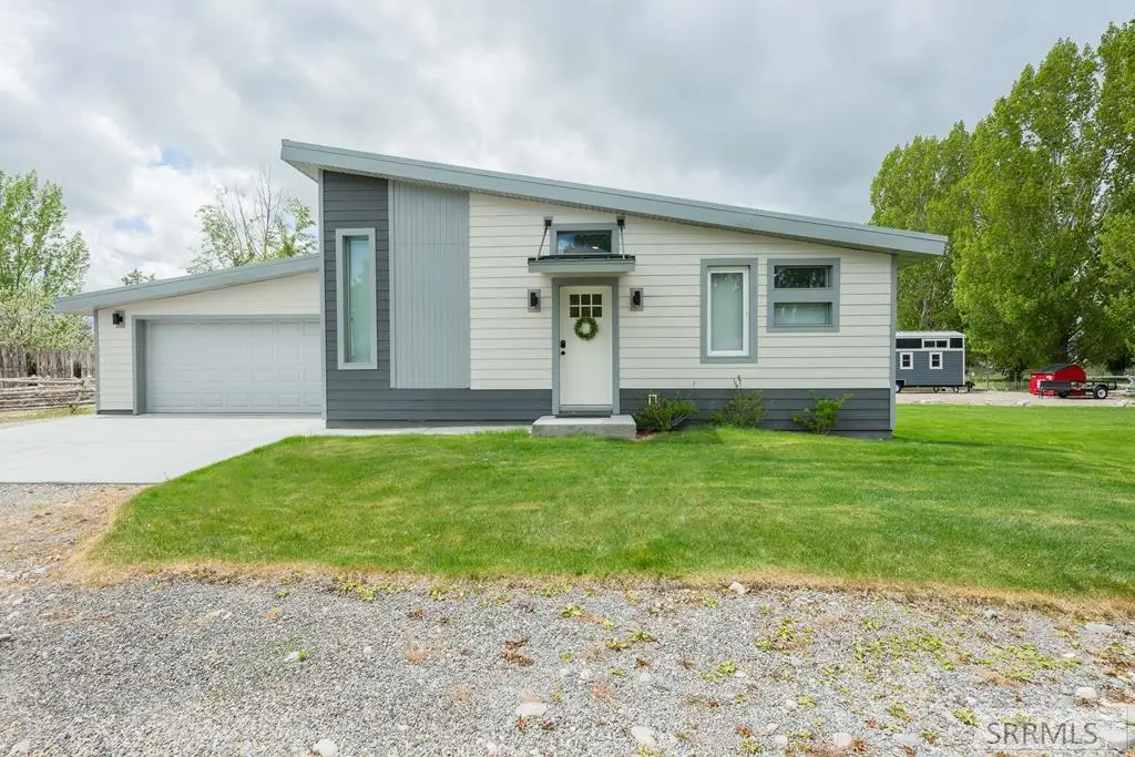 7869 400 W, Rexburg, ID 83440 - Image #1