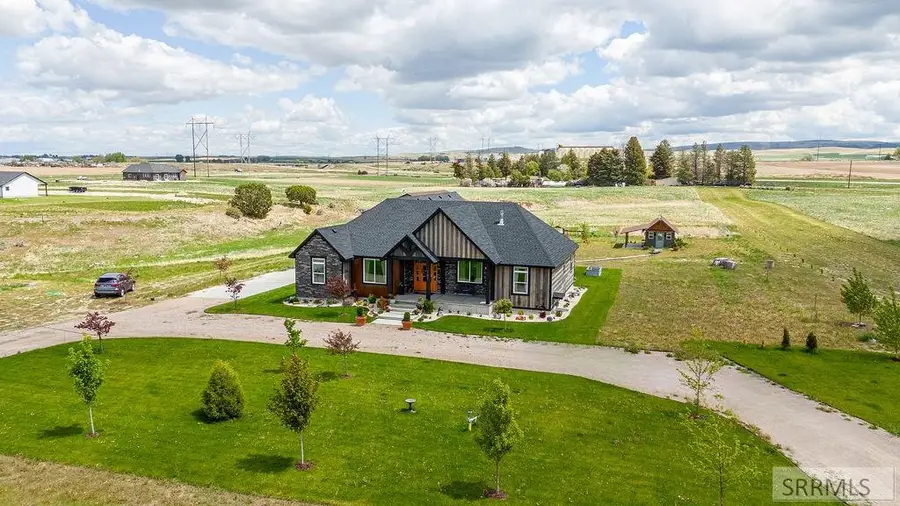 161 Snake River Dr, American Falls, ID 83211 - #2