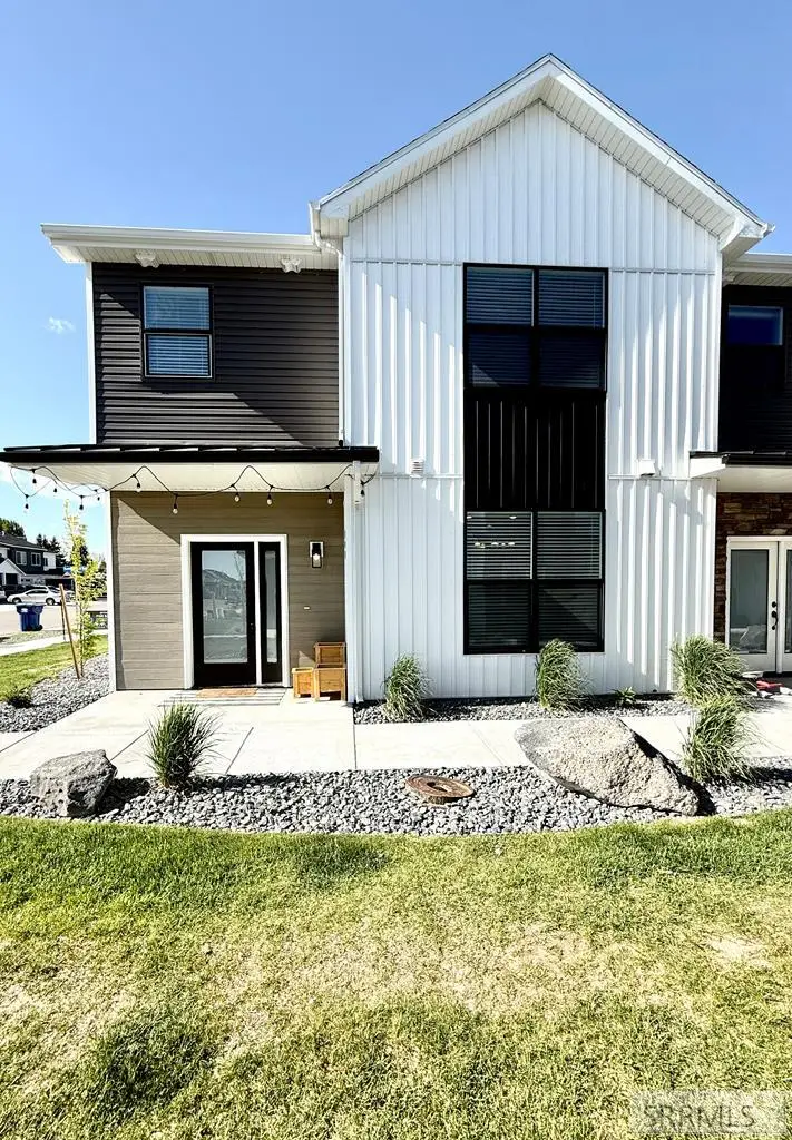 299 Hummingbird Way, Sugar City, ID 83448 - Image #1