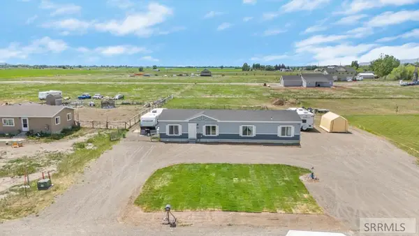 283 2270 E, ST ANTHONY, ID 83445