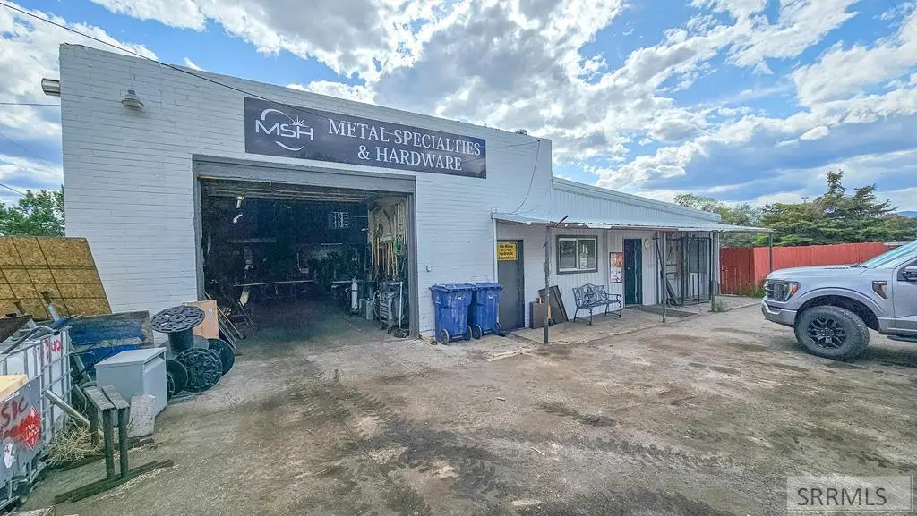 331 Idaho Street, Arco, ID 83213 - Image #1