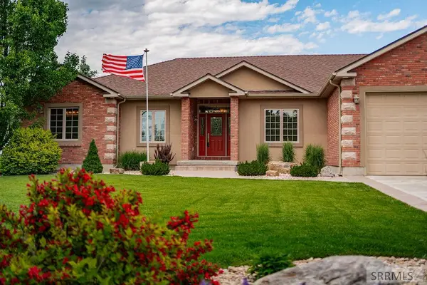 220 Stillwater Drive, IDAHO FALLS, ID 83404