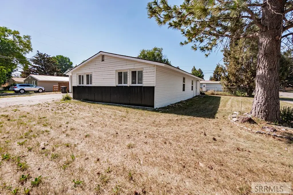 160 Tabor Avenue, Idaho Falls, ID 83401 - Image #1