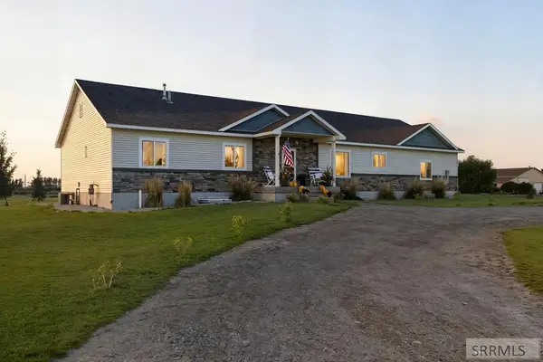 3552 630 N, MENAN, ID 83434