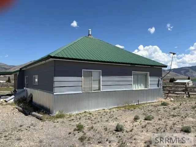 407 Gilmore Avenue, Leadore, ID 83464 - Image #3
