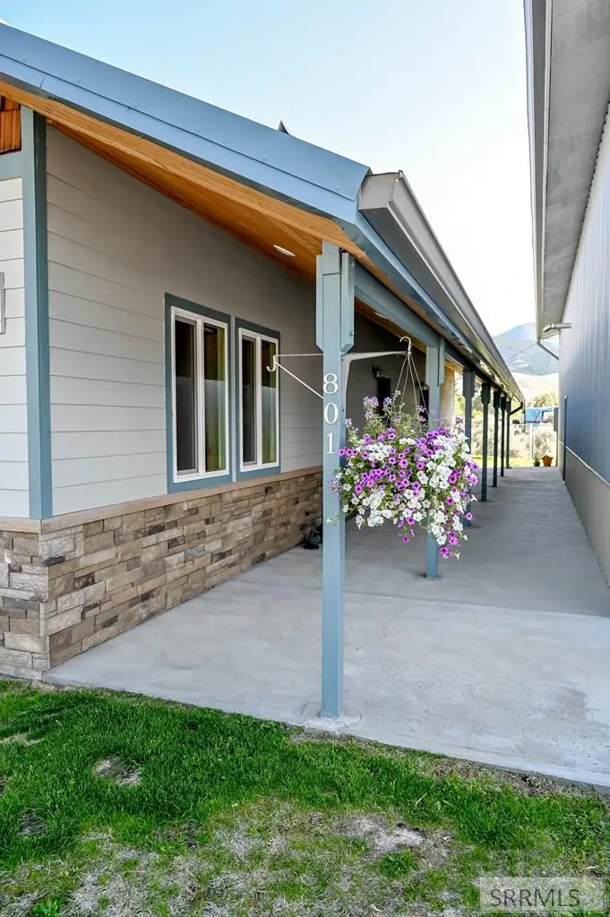 801 Forest Drive, Mackay, ID 83251 - Image #3