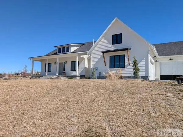 5440 Rio Seco Drive, AMMON, ID 83406