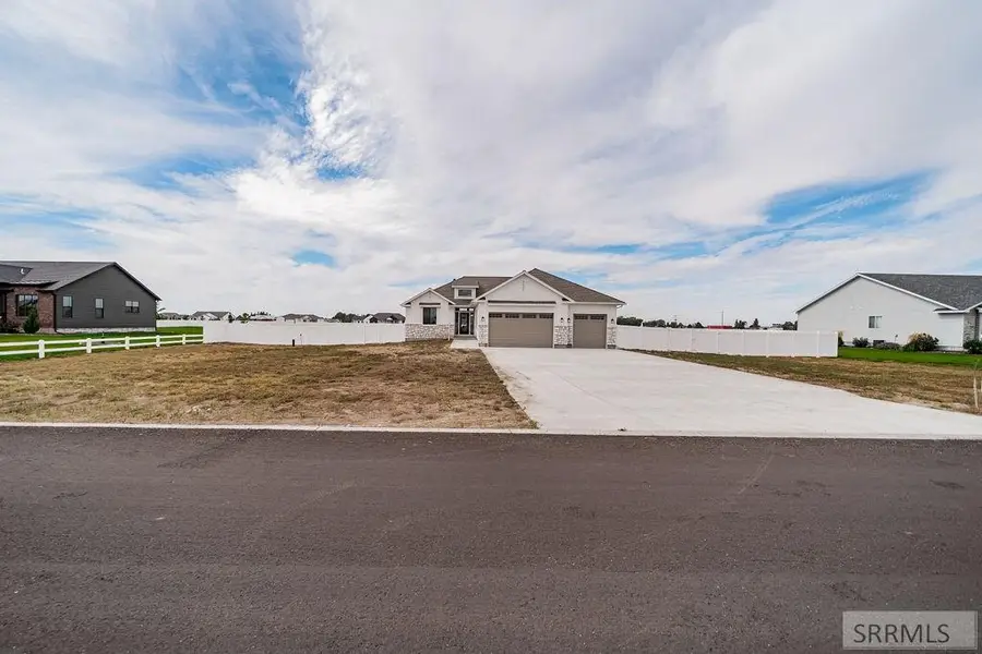 1592 845 E, Shelley, ID 83274 - #2