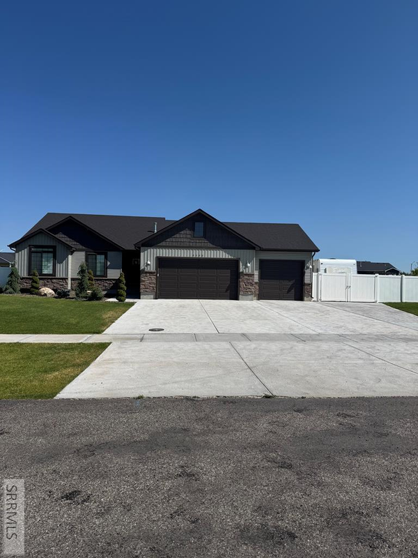 5153 Demott Street, IONA, ID 83427