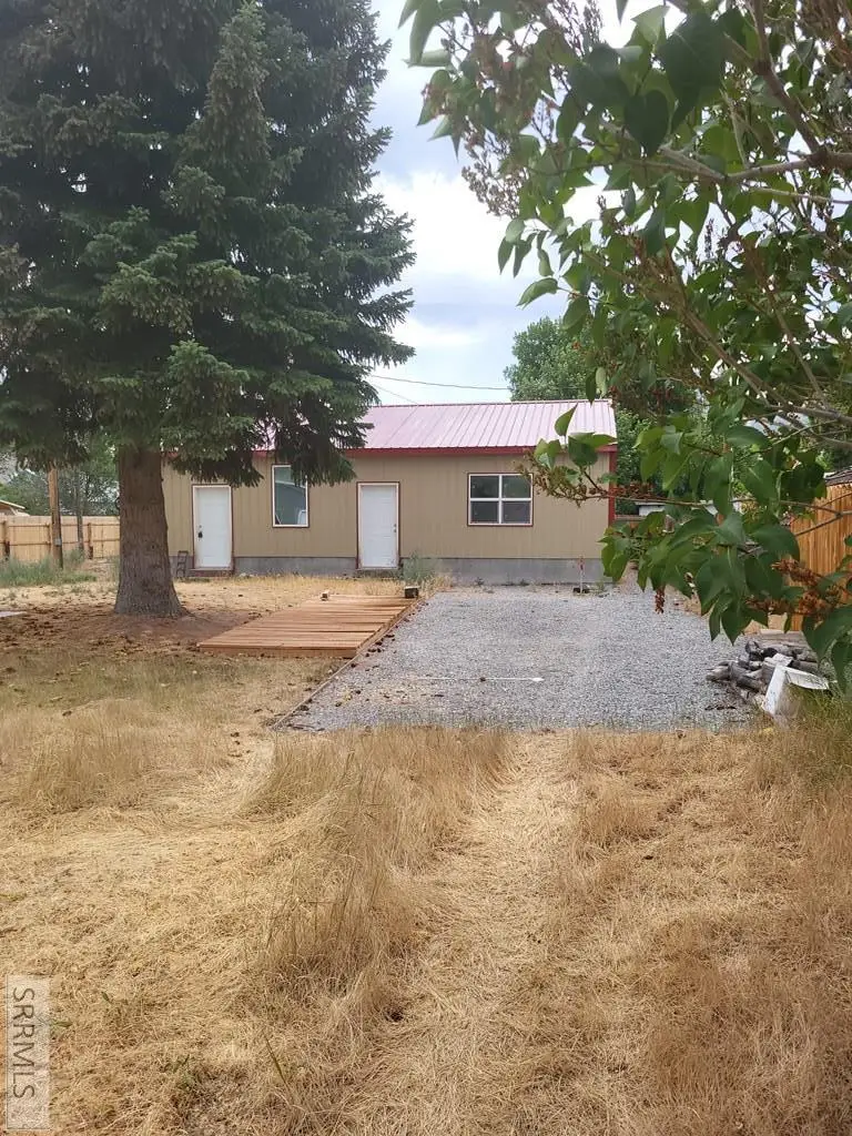 207 College Street, Mackay, ID 83251 - Image #1