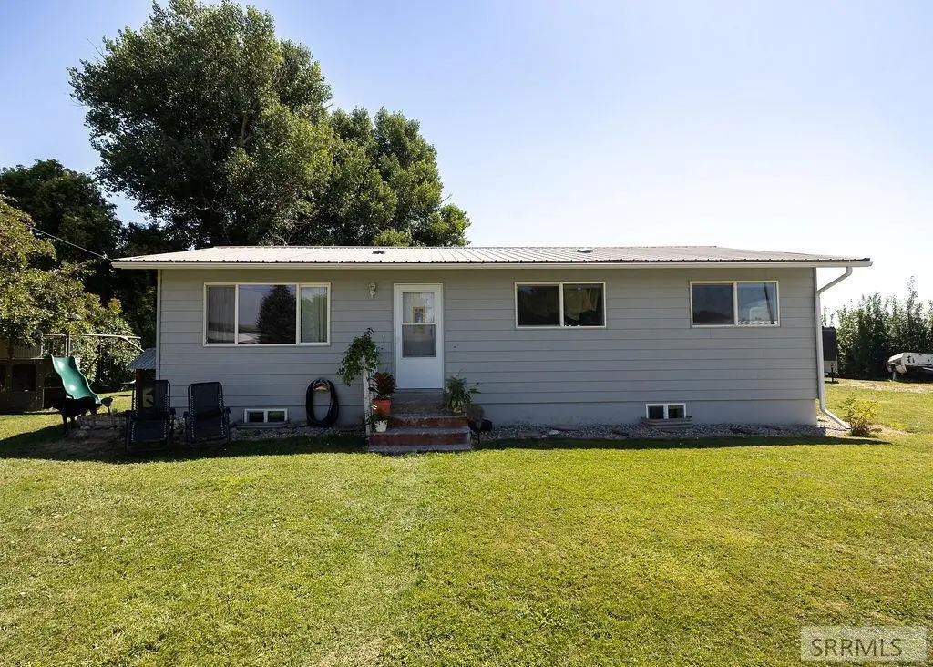 817 N 685 E, Basalt, ID 83218 - Image #1