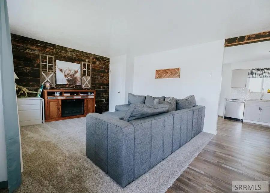 817 N 685 E, Basalt, ID 83218 - Image #2