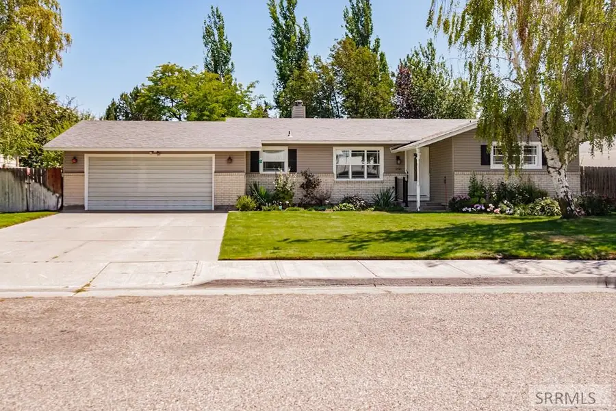 2341 Briarcliff Avenue, Idaho Falls, ID 83404 - Image #2