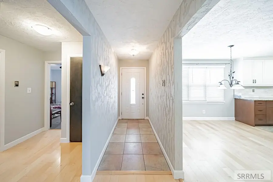 2341 Briarcliff Avenue, Idaho Falls, ID 83404 - Image #3