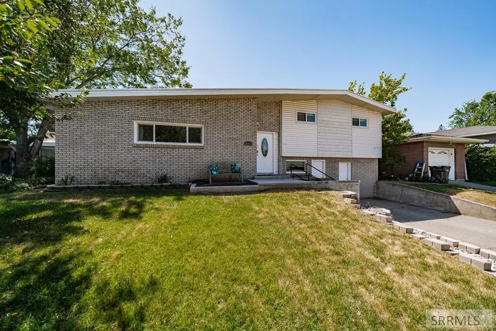 880 8th Street, Idaho Falls, ID 83401 - Image #1