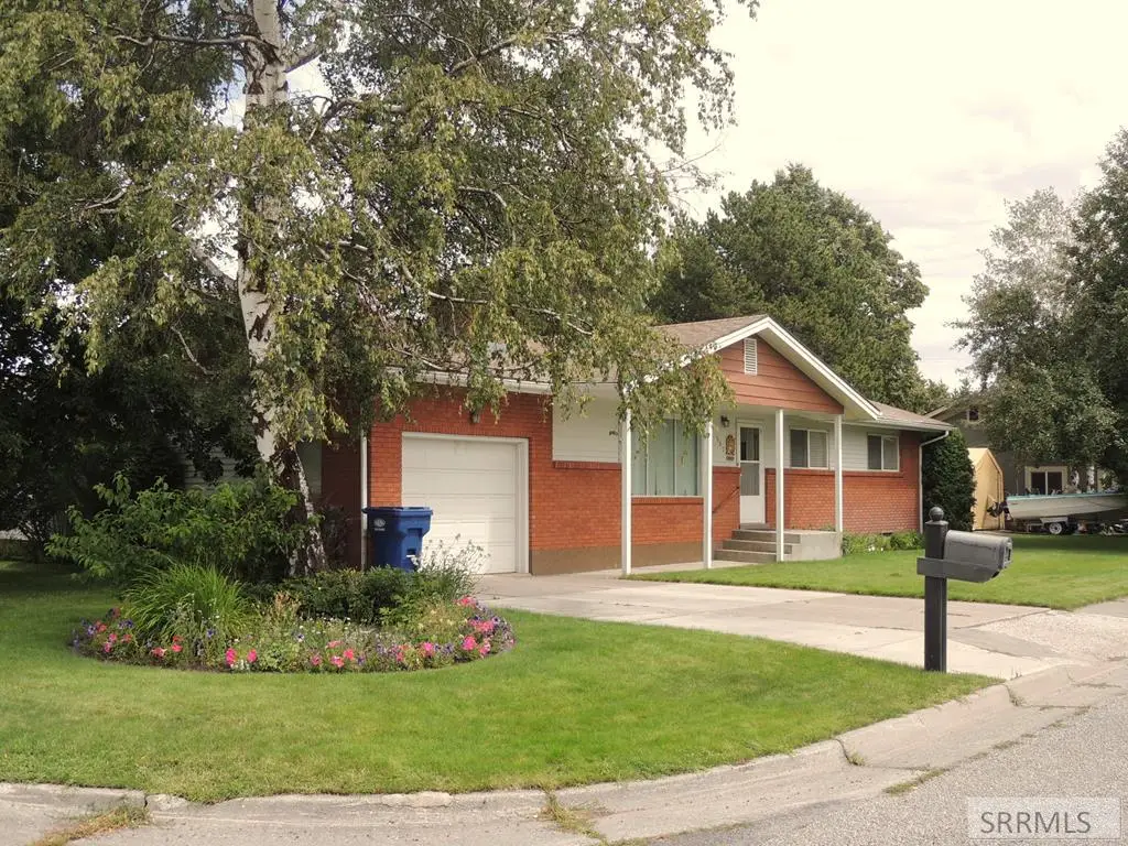 595 Bechler Drive, Saint Anthony, ID 83445 - Image #1