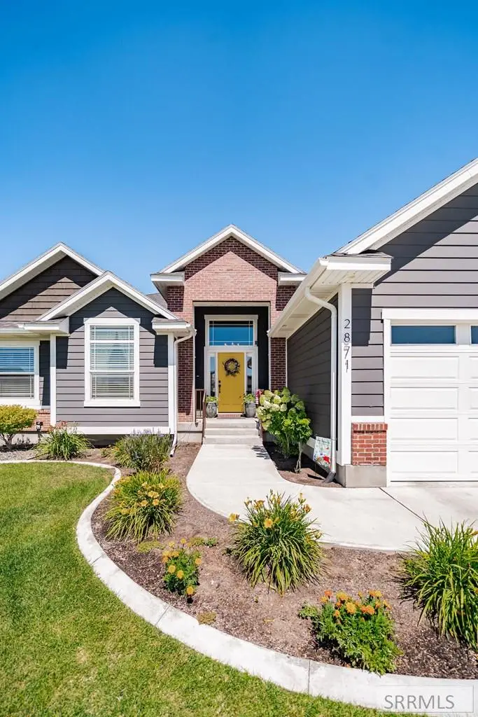 2871 Spring Gulch Drive, Ammon, ID 83406 - Image #2