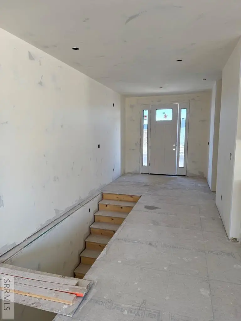 643 Pine Ridge Ln, Rexburg, ID 83440 - Image #2