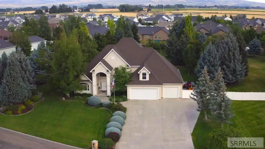 305 Spring Meadows Drive, Idaho Falls, ID 83404 - Image #2