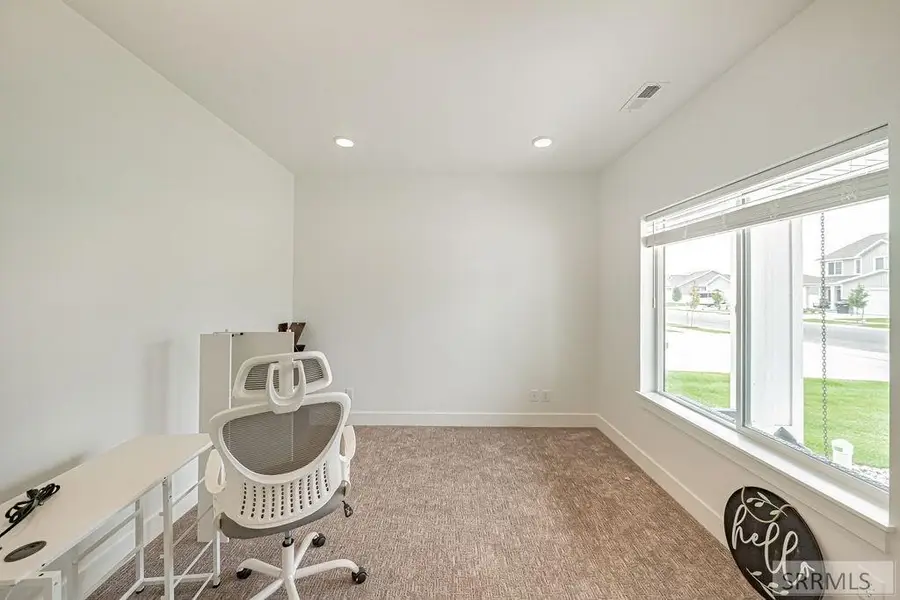 2926 Curlew Drive, Ammon, ID 83401 - Image #3