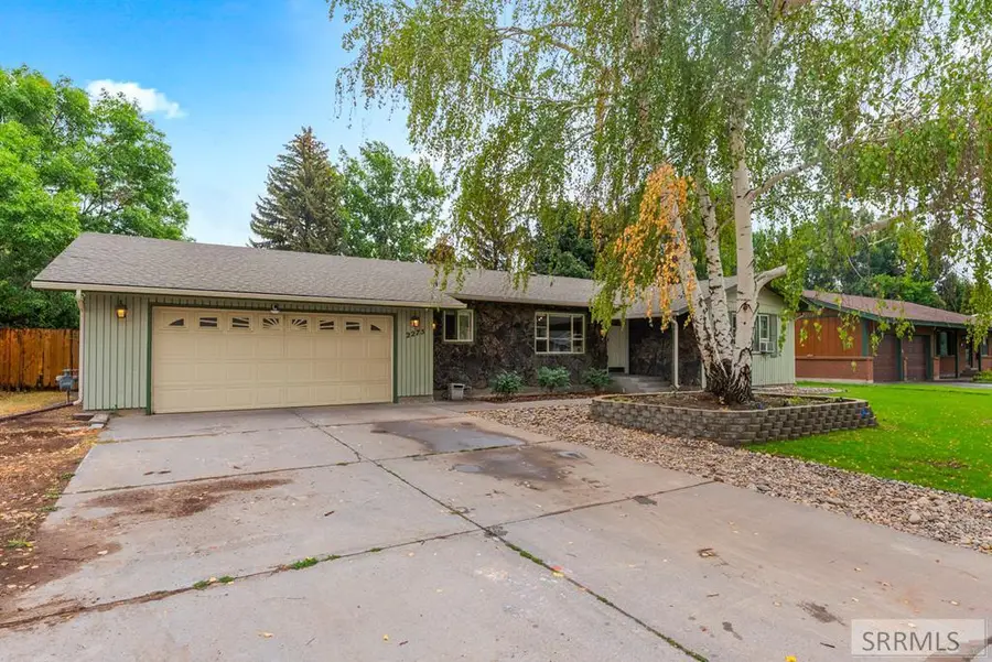 2275 Oak Trail Drive, Idaho Falls, ID 83404 - Image #2