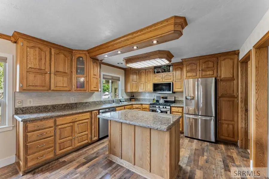 2275 Oak Trail Drive, Idaho Falls, ID 83404 - Image #3