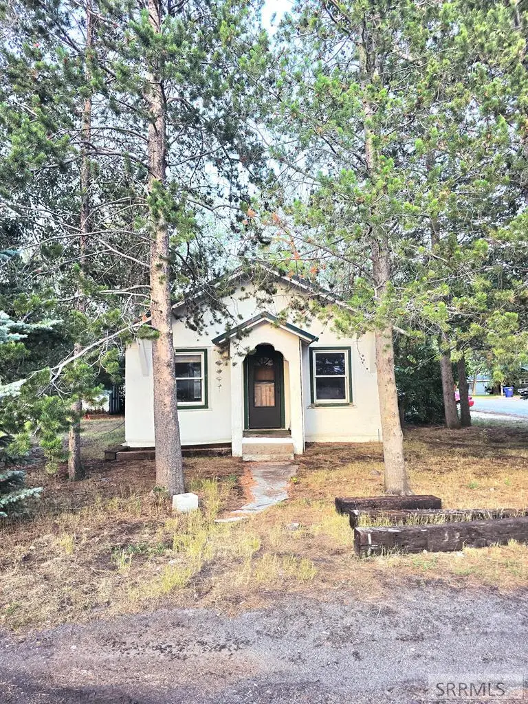 940 1st E, Saint Anthony, ID 83445 - Image #1