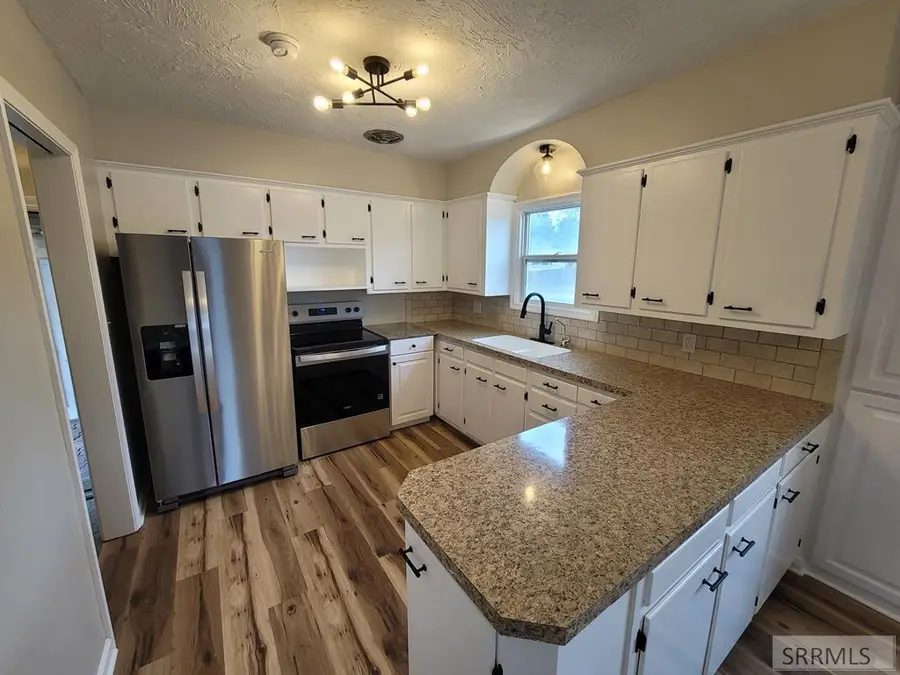 998 Holmes Avenue, Idaho Falls, ID 83404 - Image #3