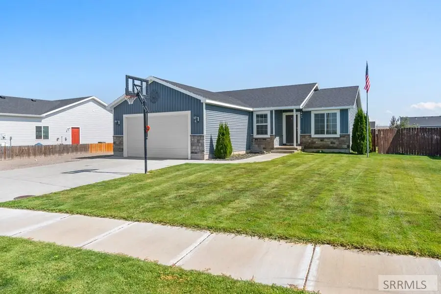 3670 Rain Tree Street, Idaho Falls, ID 83401 - Image #2