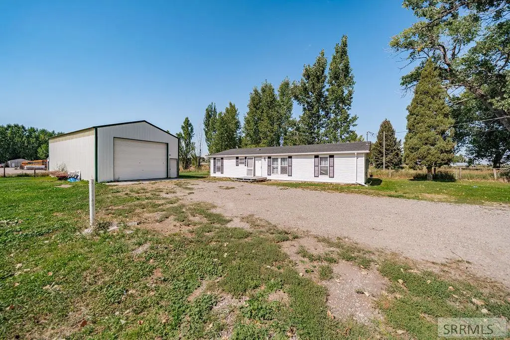 30 100 W, Blackfoot, ID 83221 - Image #1