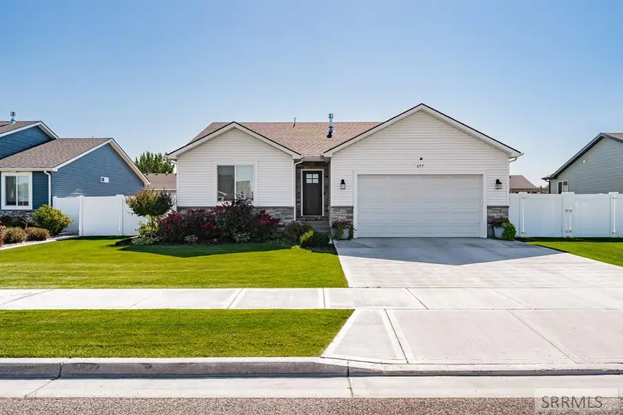 657 Waylend St, Idaho Falls, ID 83402 - Image #2
