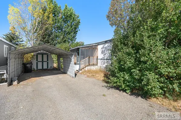 2197 Pinewood Drive, IDAHO FALLS, ID 83404