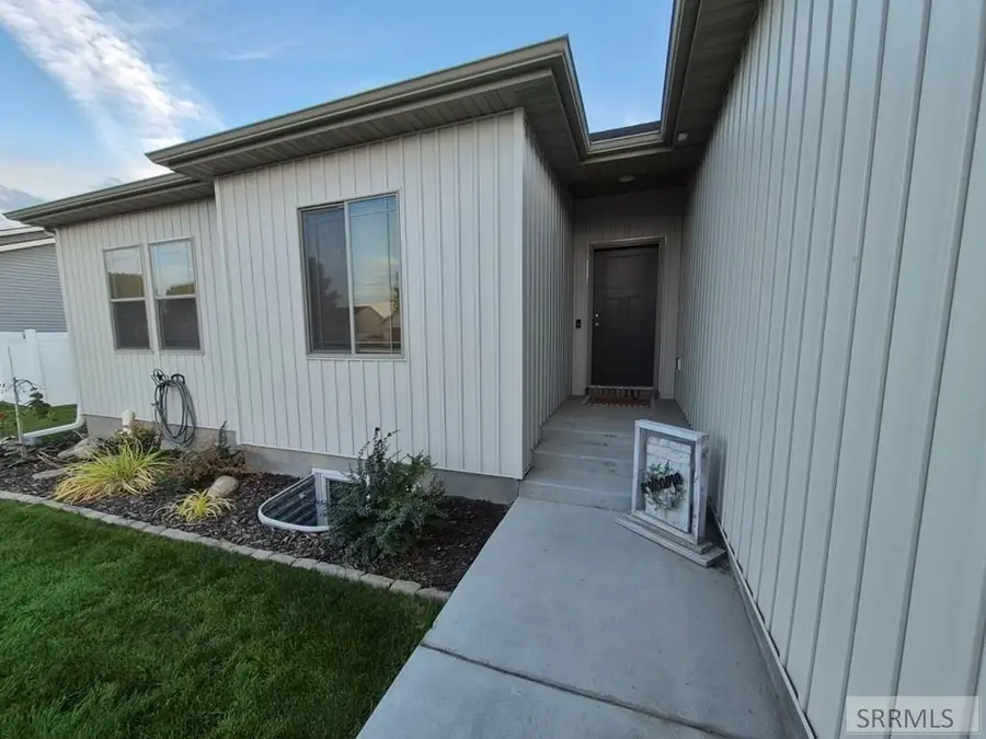 1573 Petersburg, Chubbuck, ID 83202 - Image #3