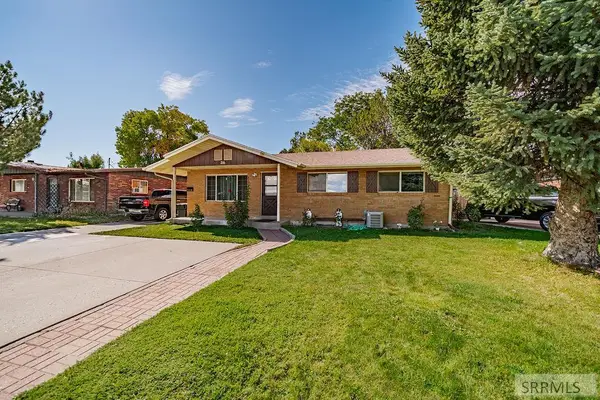 216 Jefferson Street, BLACKFOOT, ID 83221