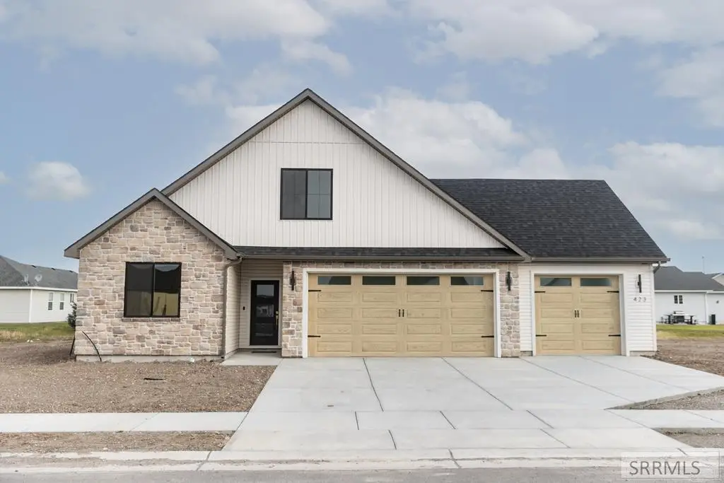 423 Camas Street, Sugar City, ID 83448 - Image #1