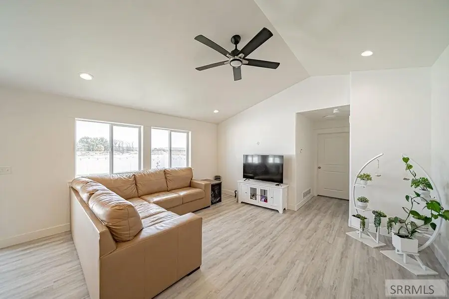 5758 Rammell Road, Idaho Falls, ID 83401 - Image #2